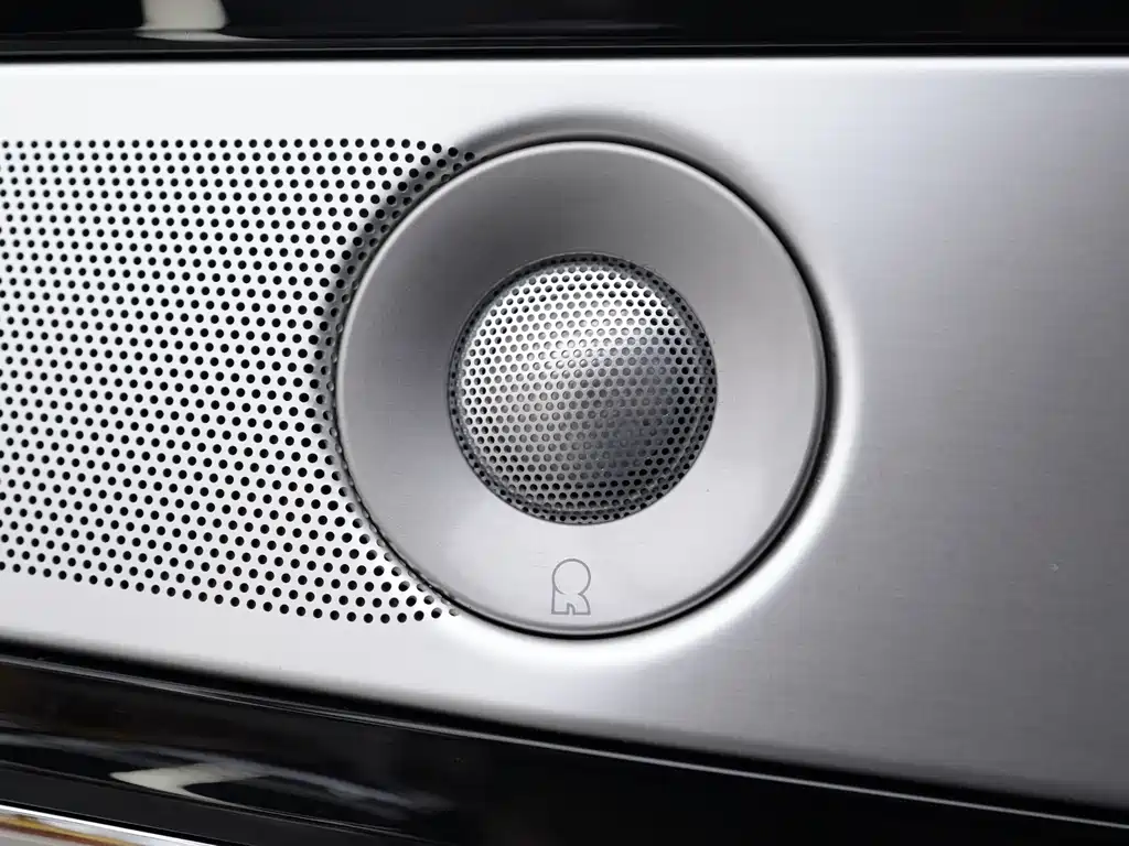 Voyager 2021 2.7T 4WD Presidential Edition купить на сайте DeffCars