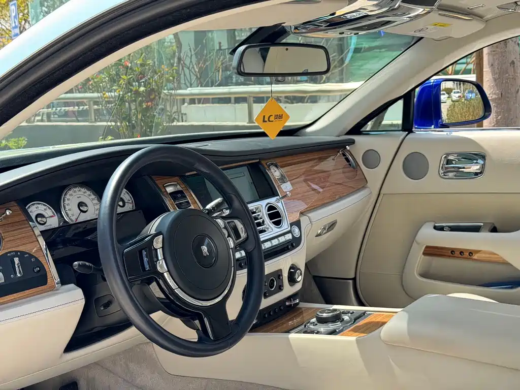 Phantom 2018 6.6T standard model купить на сайте DeffCars