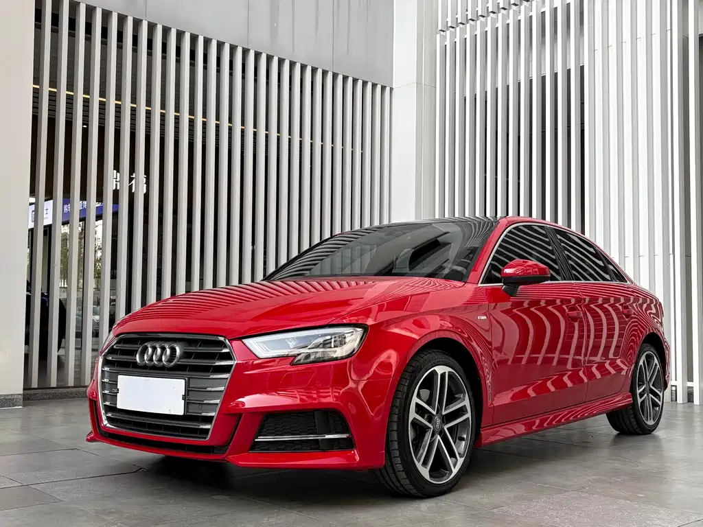 Audi A3 2020 Limousine 35 TFSI Sports National VI купить на сайте DeffCars
