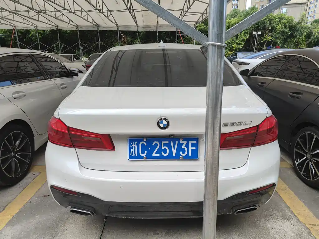 BMW 5 Series 2019 525Li M Sports Package купить на сайте DeffCars