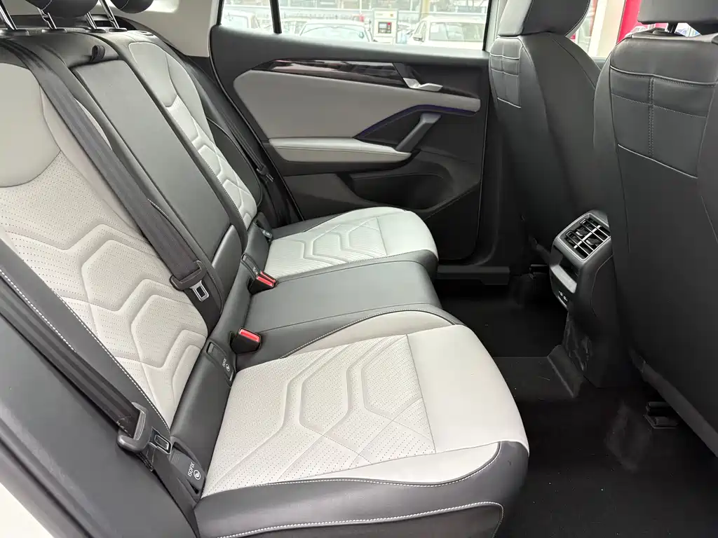 Tanyue 2026 Tanyue L 300TSI two-wheel drive elite купить на сайте DeffCars