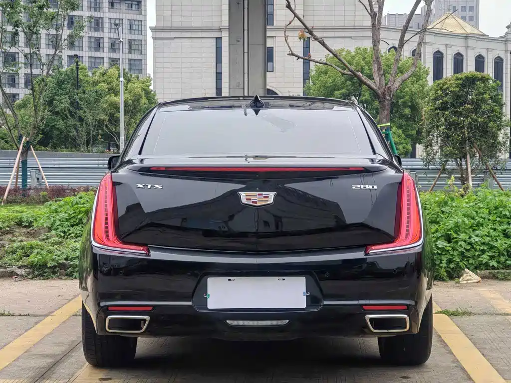 Cadillac XTS 2018 28T Elite купить на сайте DeffCars