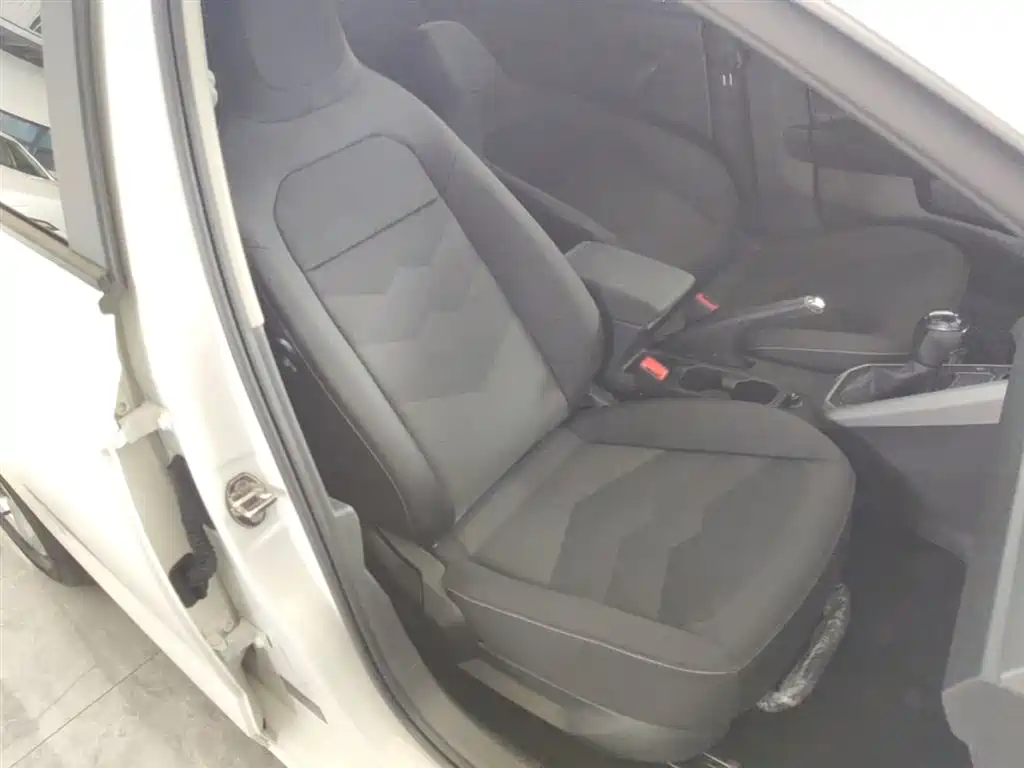 Polo 2021 Plus 1.5L Automatic Panoramic Enjoyment Edition купить на сайте DeffCars