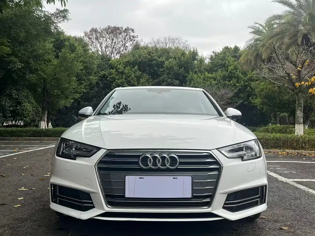 Audi A4L 2017 40 TFSI Fashion Type купить на сайте DeffCars