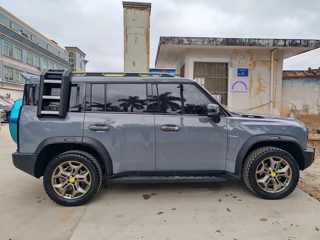 Jietu Traveler 2023 2.0T four-wheel drive crossover PRO купить на сайте DeffCars