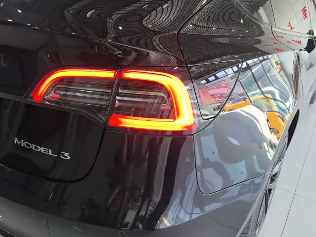 Model 3 2022 rear-wheel drive version купить на сайте DeffCars