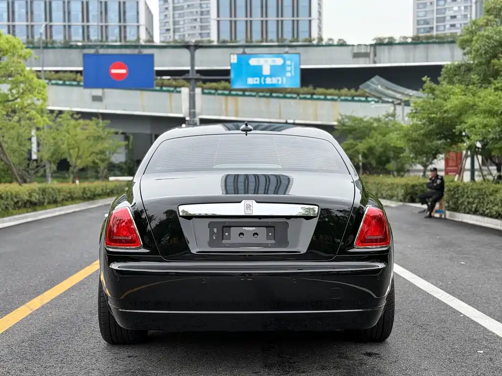 Ghost 2015 Series II Extended Edition купить на сайте DeffCars