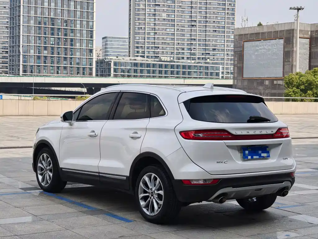 Lincoln MKC 2017 2.0T four-wheel drive premium version купить на сайте DeffCars