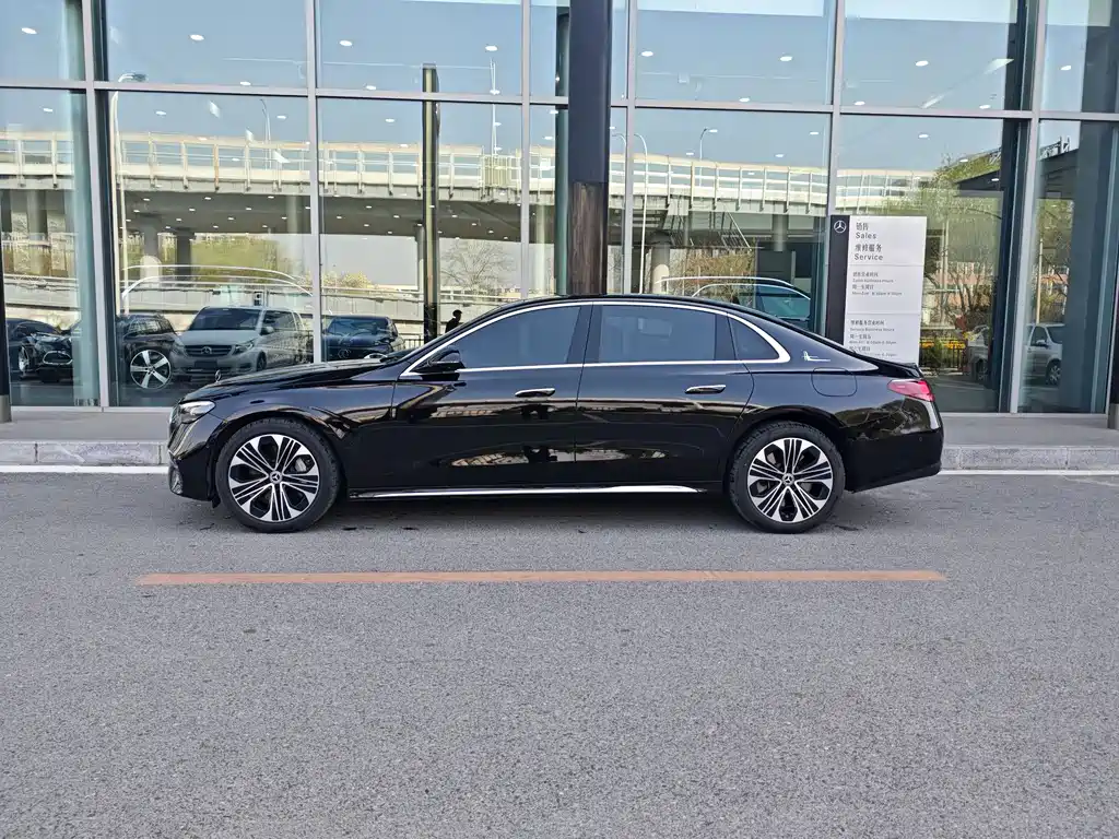 Mercedes-Benz E-Class New Energy 2024 E 350 e L plug-in hybrid sedan купить на сайте DeffCars
