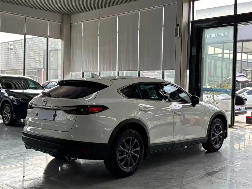 Mazda CX-4 2021 2.0L automatic two-wheel drive Blue Sky Exploration Edition купить на сайте DeffCars