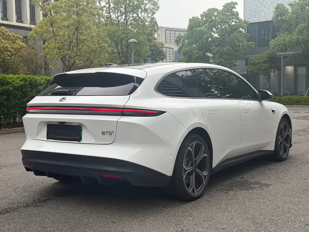 NIO ET5T 2023 75kWh Touring купить на сайте DeffCars
