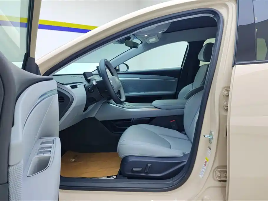 Xpeng MONA M03 2024 model 515 long battery life купить на сайте DeffCars