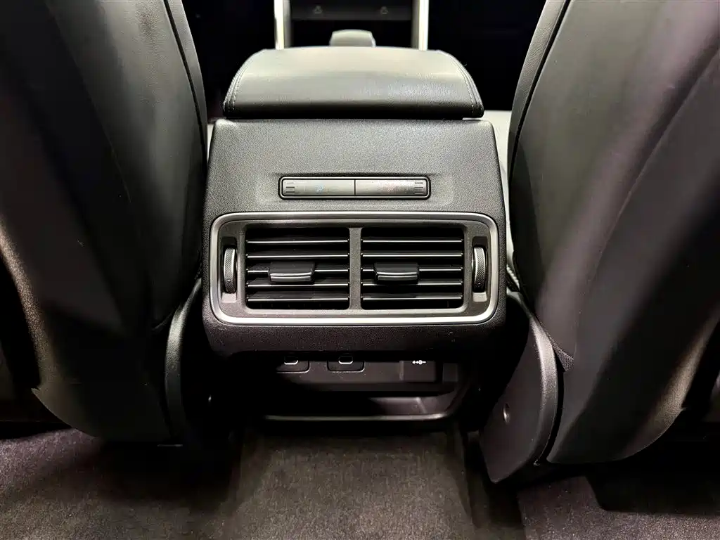 Discovery Sport 2024 Luxury Customized Edition купить на сайте DeffCars