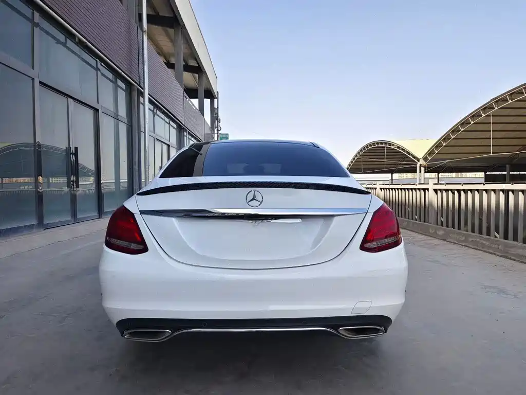 Mercedes-Benz C-Class 2015 facelift C 200 L купить на сайте DeffCars