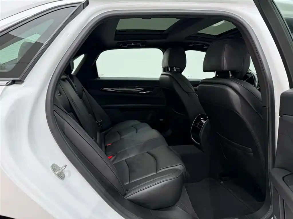 Cadillac CT6 2022 28T luxury model купить на сайте DeffCars
