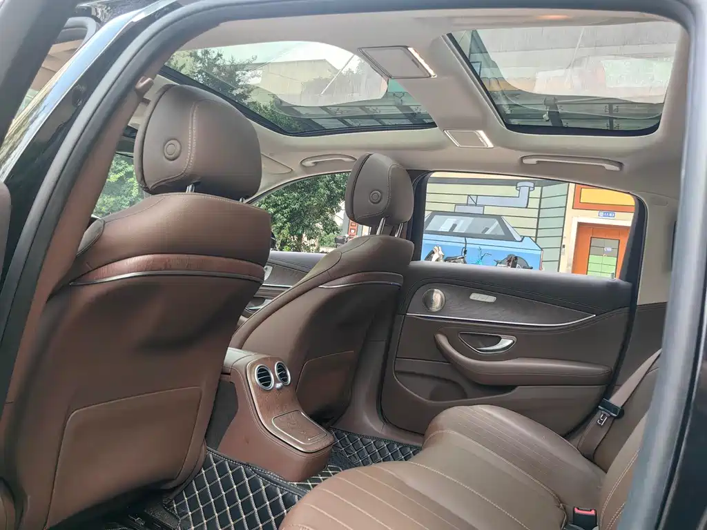 Mercedes-Benz E-Class 2023 E 300 L Fashion купить на сайте DeffCars