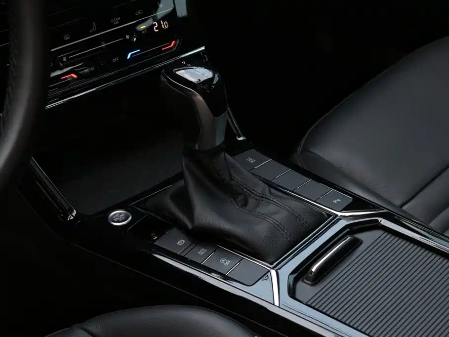 Passat 2020 330TSI Elite Edition National V купить на сайте DeffCars