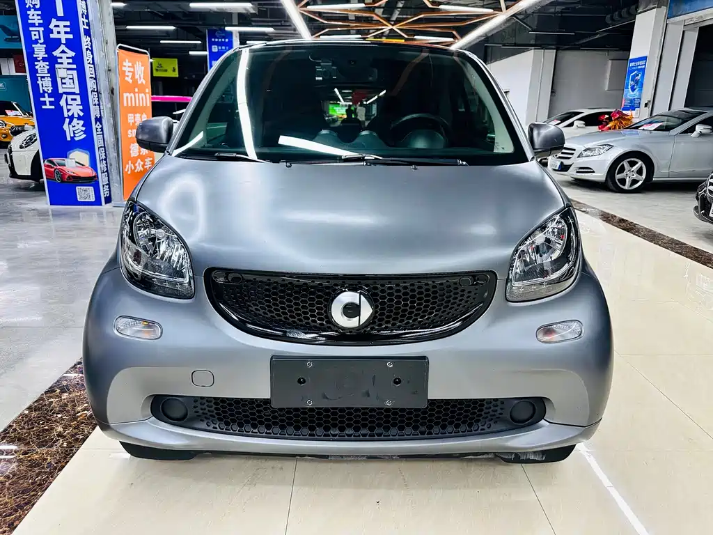 smart fortwo 2018 1.0L 52kW hardtop passion version National V купить на сайте DeffCars