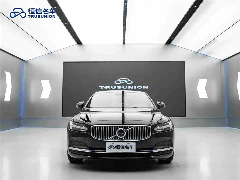 Volvo S90 2024 B5 Zhiyi Luxury Edition купить на сайте DeffCars