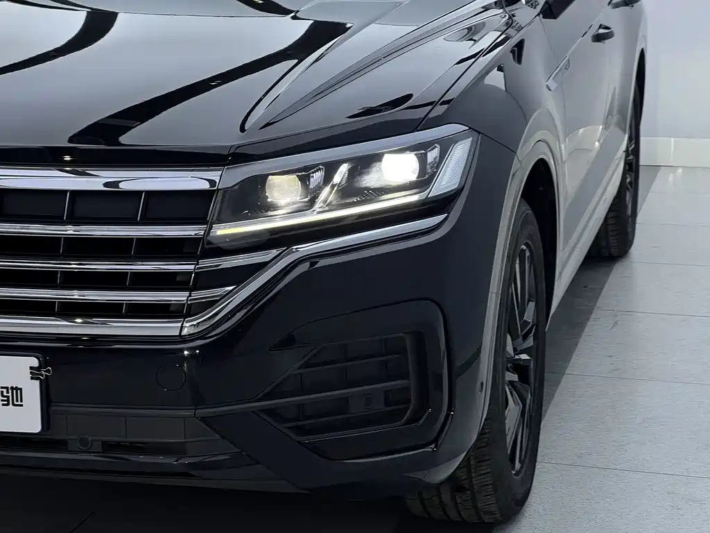 Touareg 2021 2.0TSI Ruishang Edition купить на сайте DeffCars