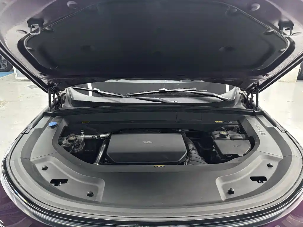 Ideal L9 2024 Ultra купить на сайте DeffCars
