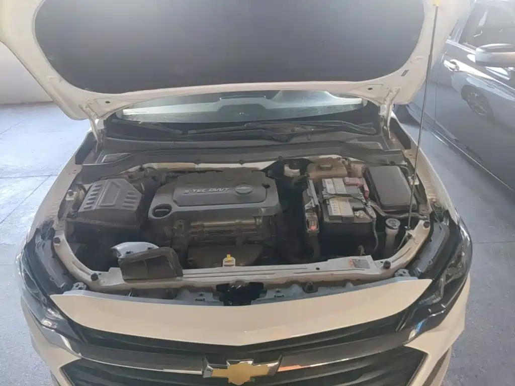 Cruze 2022 320 Automatic Sunroof Edition купить на сайте DeffCars