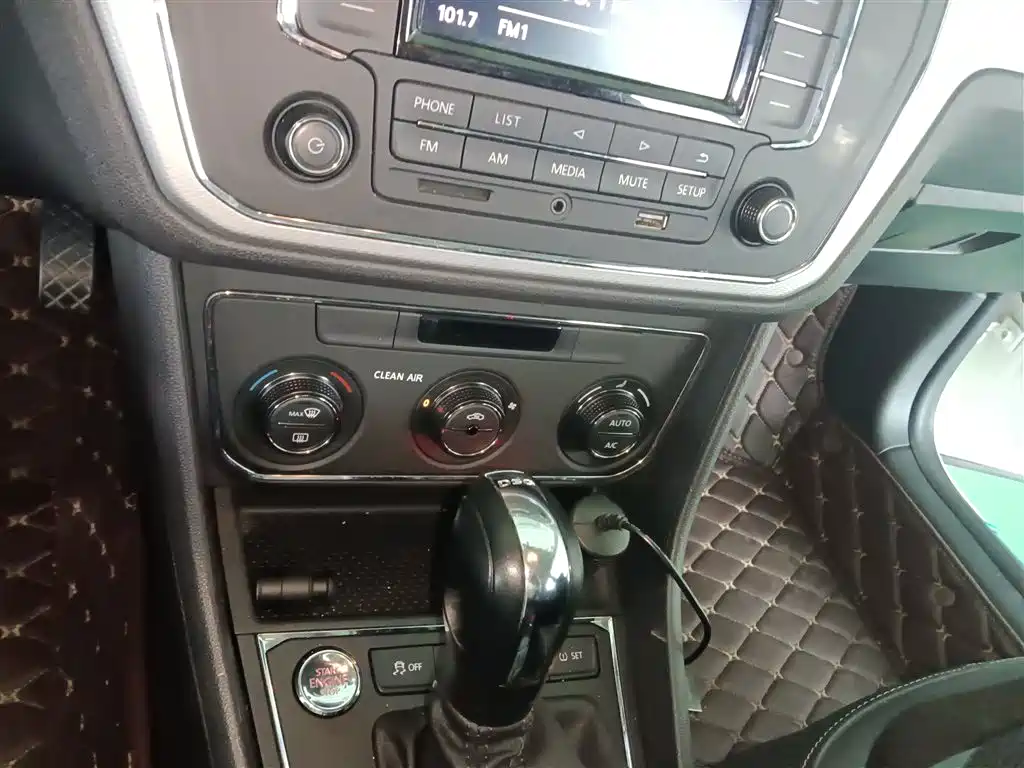 Langxing 2017 180TSI DSG Comfort Edition купить на сайте DeffCars