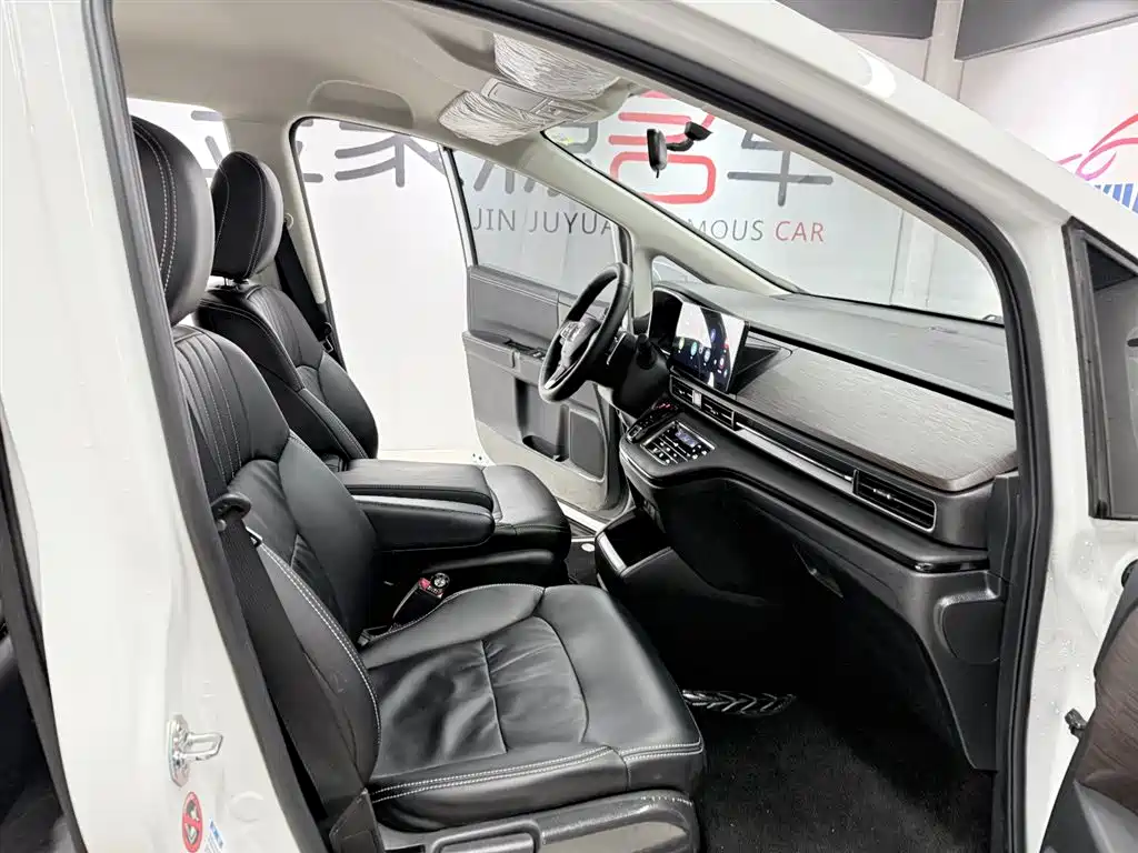 Odyssey 2024 2.0L e:HEV Rui·Enjoy Edition купить на сайте DeffCars