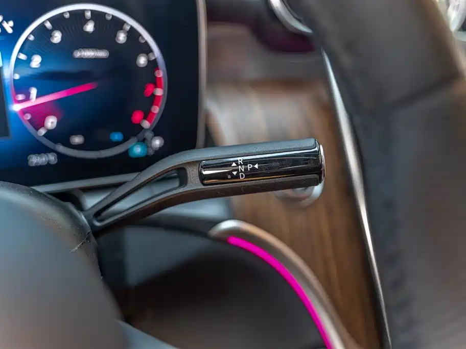 Mercedes-Benz GLC 2023 GLC 300 L 4MATIC Dynamic 5-seater купить на сайте DeffCars