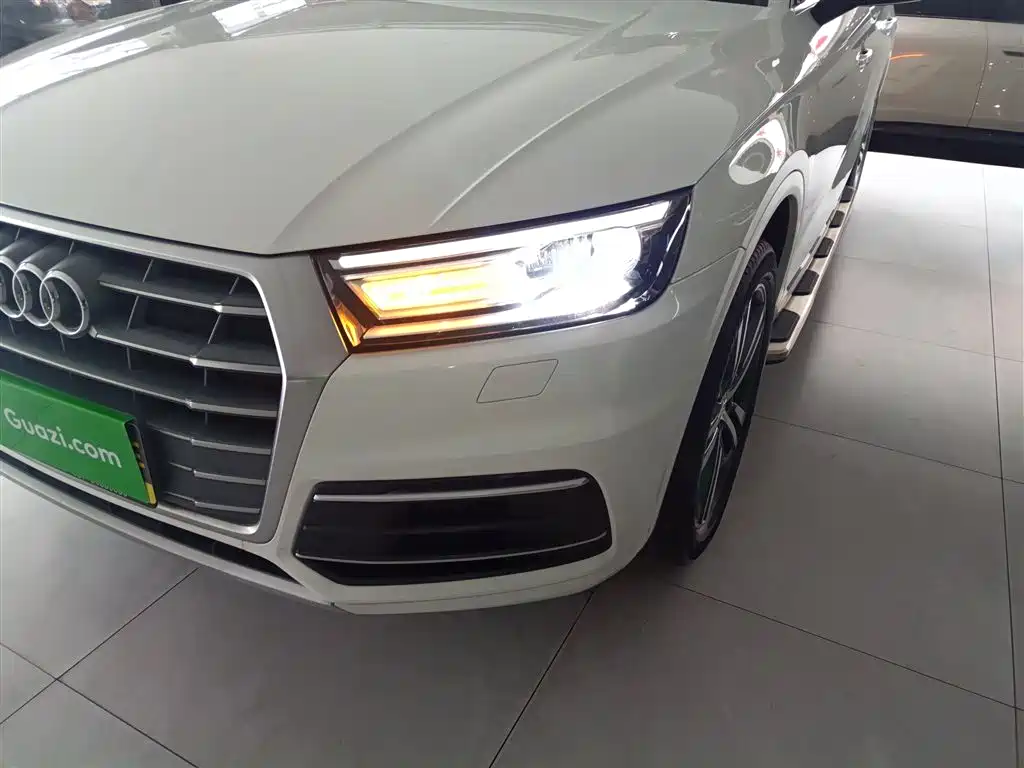 Audi Q5L 2020 facelift 40 TFSI Honorable and enterprising model купить на сайте DeffCars
