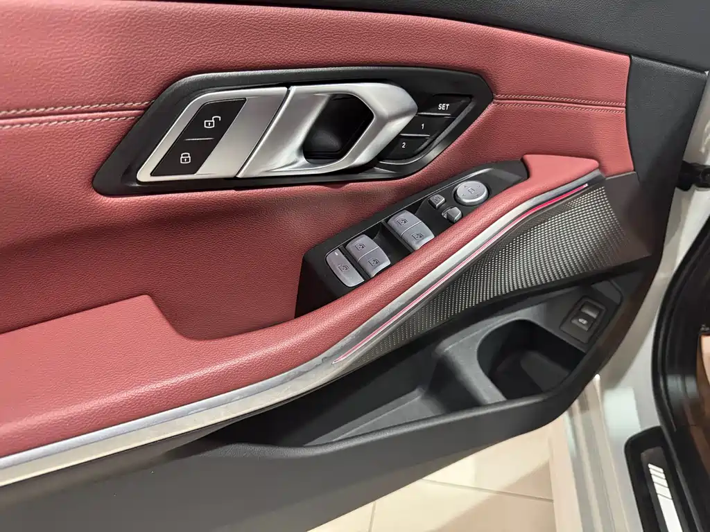 BMW 3 Series 2024 325Li M Sports Package купить на сайте DeffCars