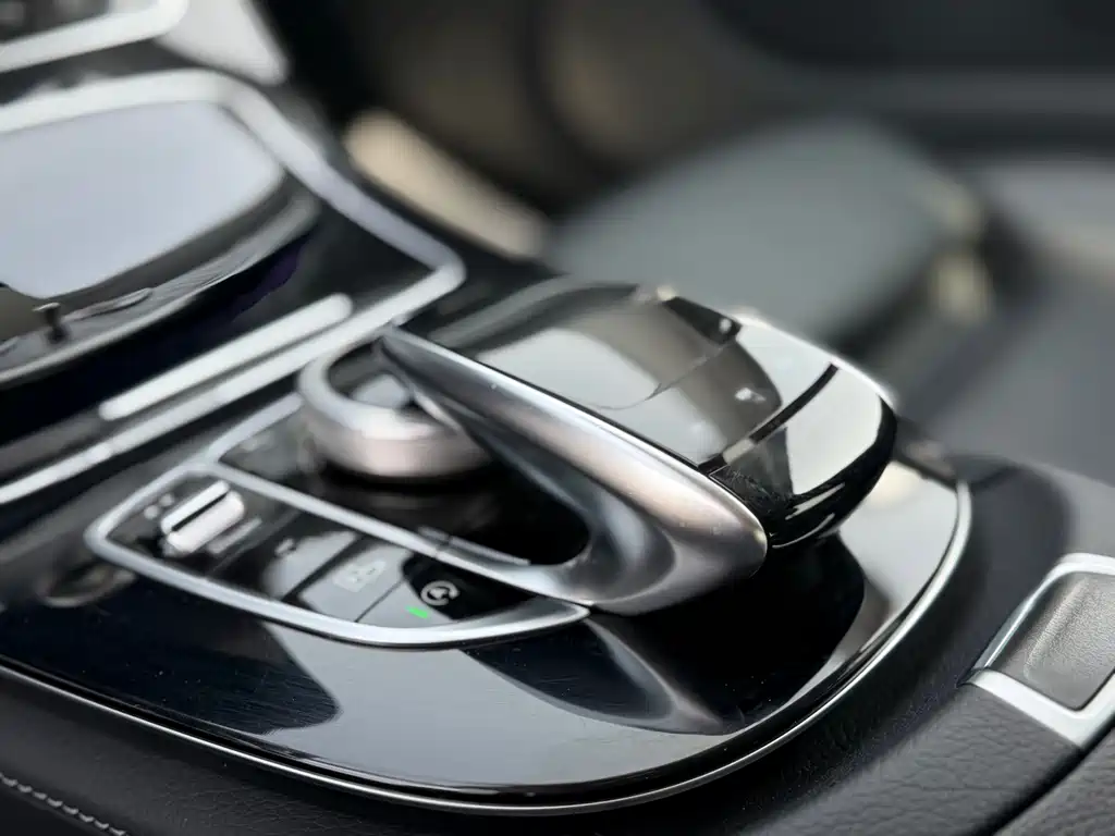 Mercedes-Benz E-Class 2017 E 200 L 4MATIC купить на сайте DeffCars