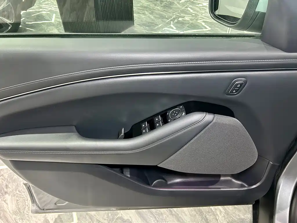 Ford Mustang Mach-E 2021 Transcend Rear Drive Standard Battery Life купить на сайте DeffCars