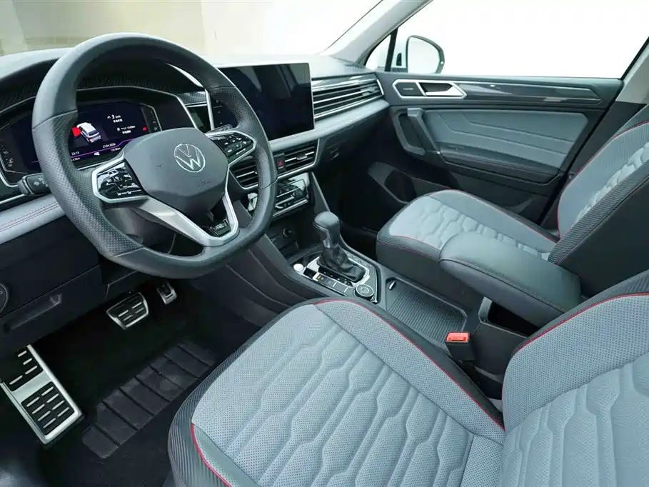 Tiguan L 2023 facelift 380TSI automatic four-wheel drive R-Line flagship version 7 seats купить на сайте DeffCars