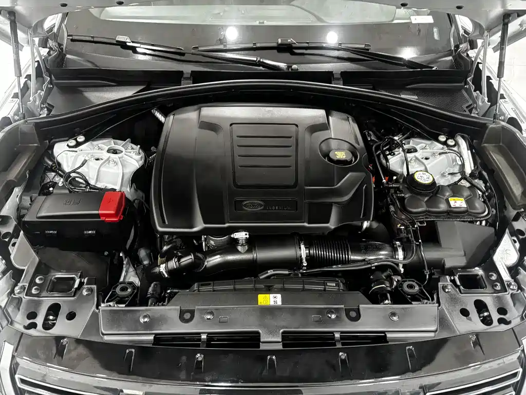 Range Rover Velar 2024 Dynamic SE купить на сайте DeffCars