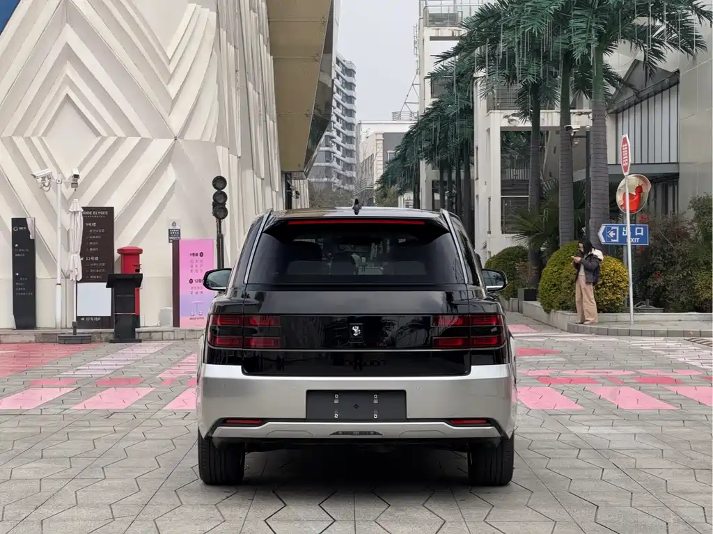 Shiji 2024 3.5L PHEV Basic Edition купить на сайте DeffCars