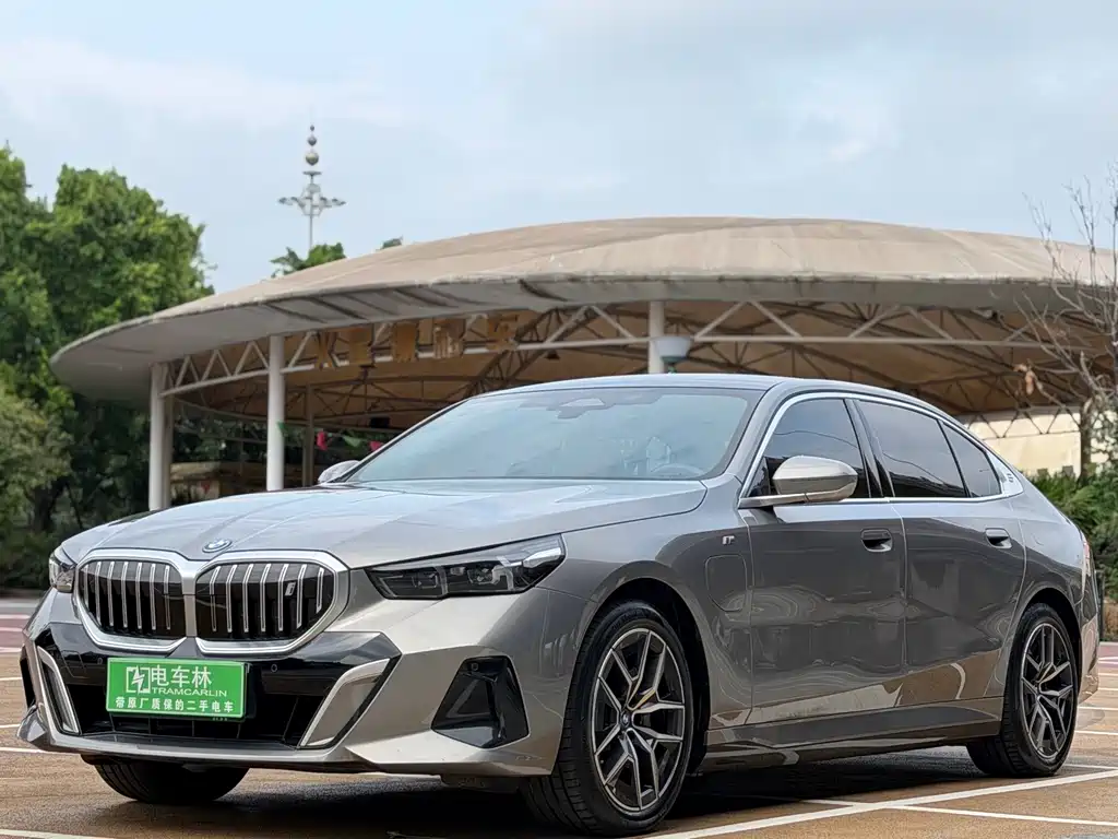 BMW i5 2024 eDrive 35L M Sports Package купить на сайте DeffCars