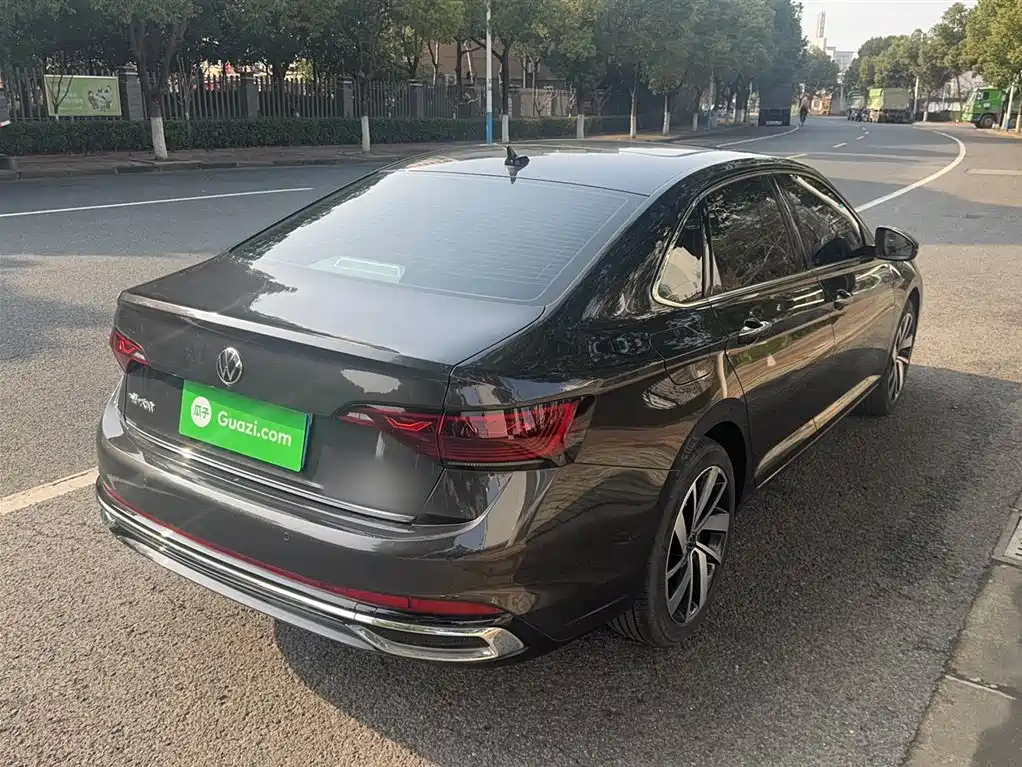 Sagitar 2025 300TSI DSG Excellence Edition купить на сайте DeffCars