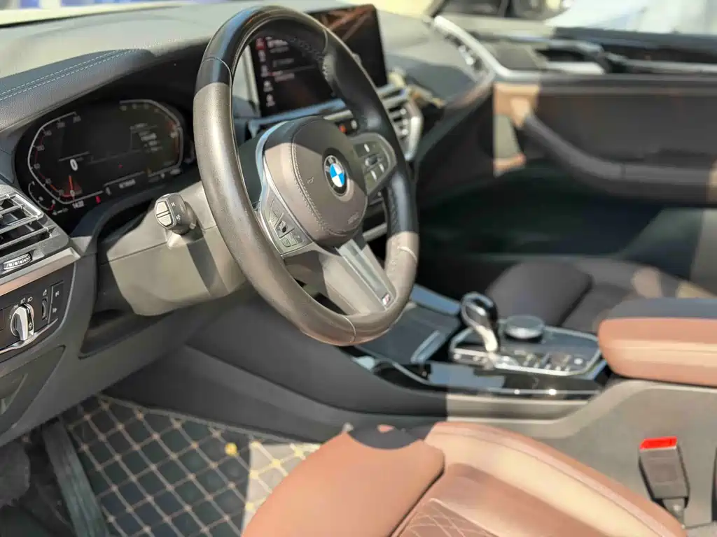BMW X3 2022 facelift xDrive25i M sports package купить на сайте DeffCars