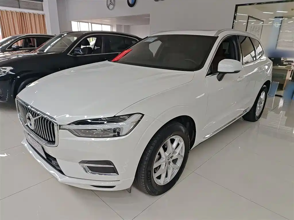 Volvo XC60 2021 T5 four-wheel drive Zhiyi Luxury Edition купить на сайте DeffCars