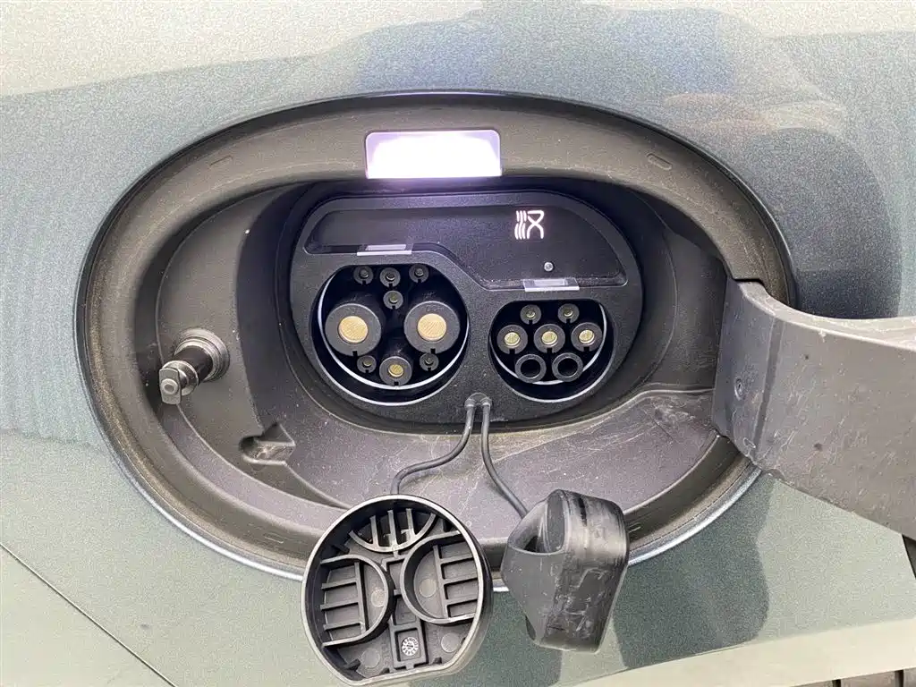 Han L 2025 DM-p four-wheel drive lidar flagship model купить на сайте DeffCars