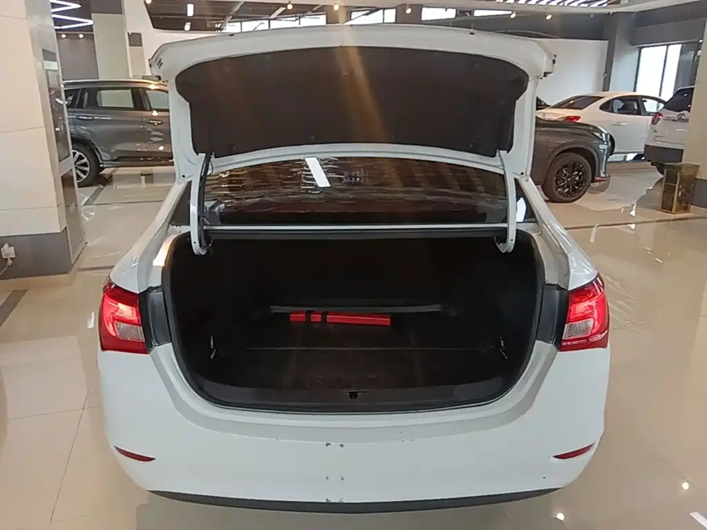 Yinglang 2016 15N automatic aggressive type купить на сайте DeffCars