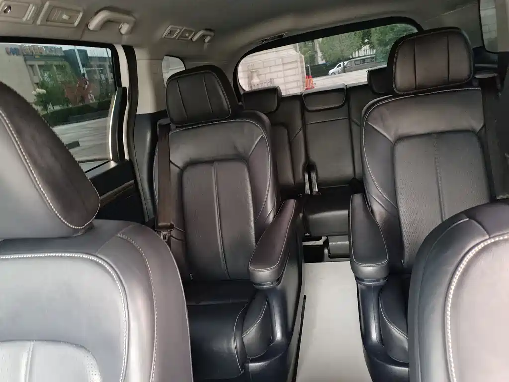 Trumpchi M8 2024 Lead Show Series 390T Exclusive Edition купить на сайте DeffCars