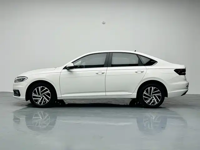 Lavida 2022 1.5L automatic comfort version купить на сайте DeffCars