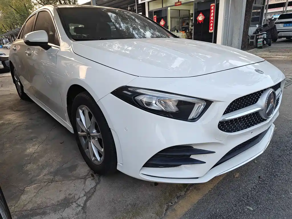 Mercedes-Benz A-Class 2021 A 200 L Sports Sedan Dynamic Type купить на сайте DeffCars