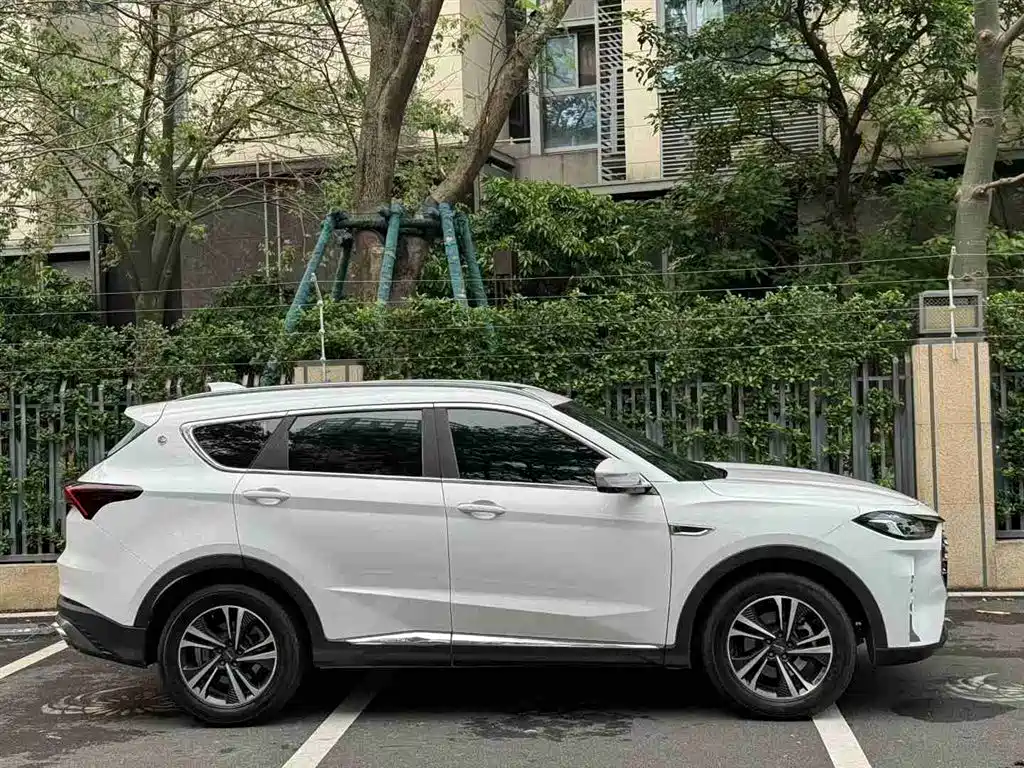 Jietu X70 PLUS 2021 model 1.6T DCT star 5 seats купить на сайте DeffCars