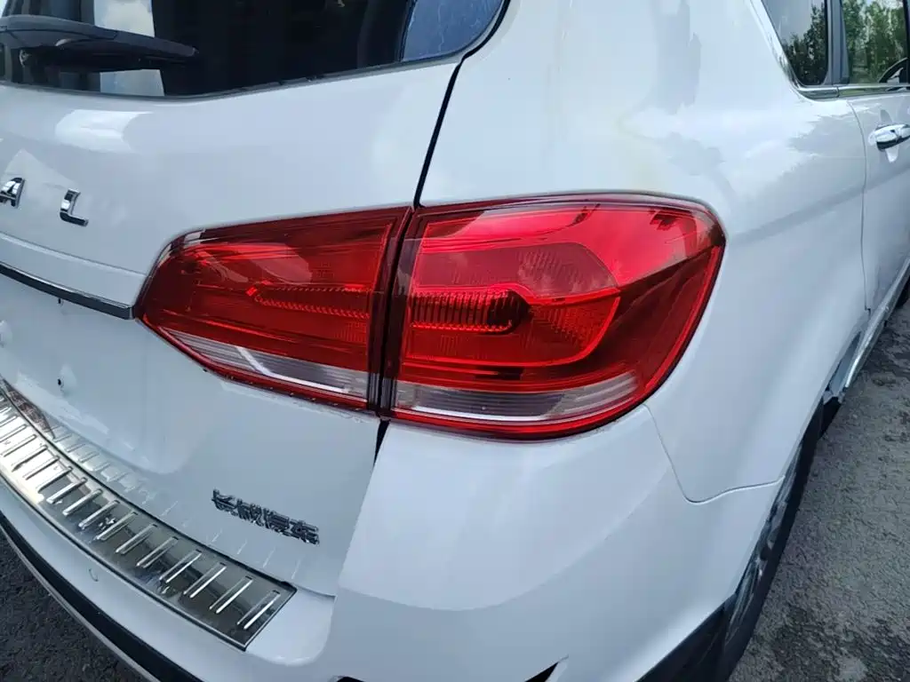 Haval H6 2018 Sports Edition 1.5T Manual Two-wheel Drive Elite National V купить на сайте DeffCars