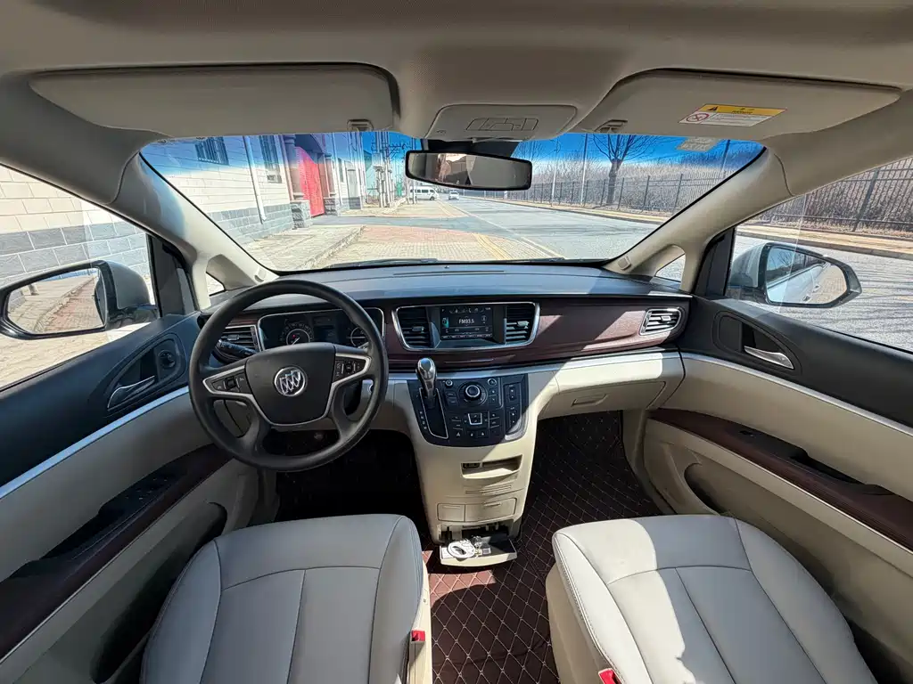 Buick GL8 2017 25S Comfort Type National V купить на сайте DeffCars