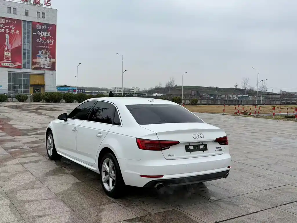 Audi A4L 2017 40 TFSI Enterprising купить на сайте DeffCars