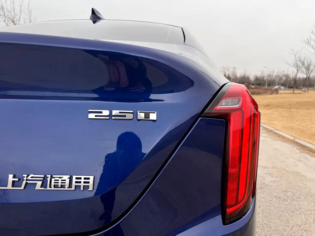 Cadillac CT4 2023 25T luxury model купить на сайте DeffCars